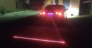 Illustration for article titled A Car Bumper Laser Helps Prevent Rear-End Collisions in Fog
